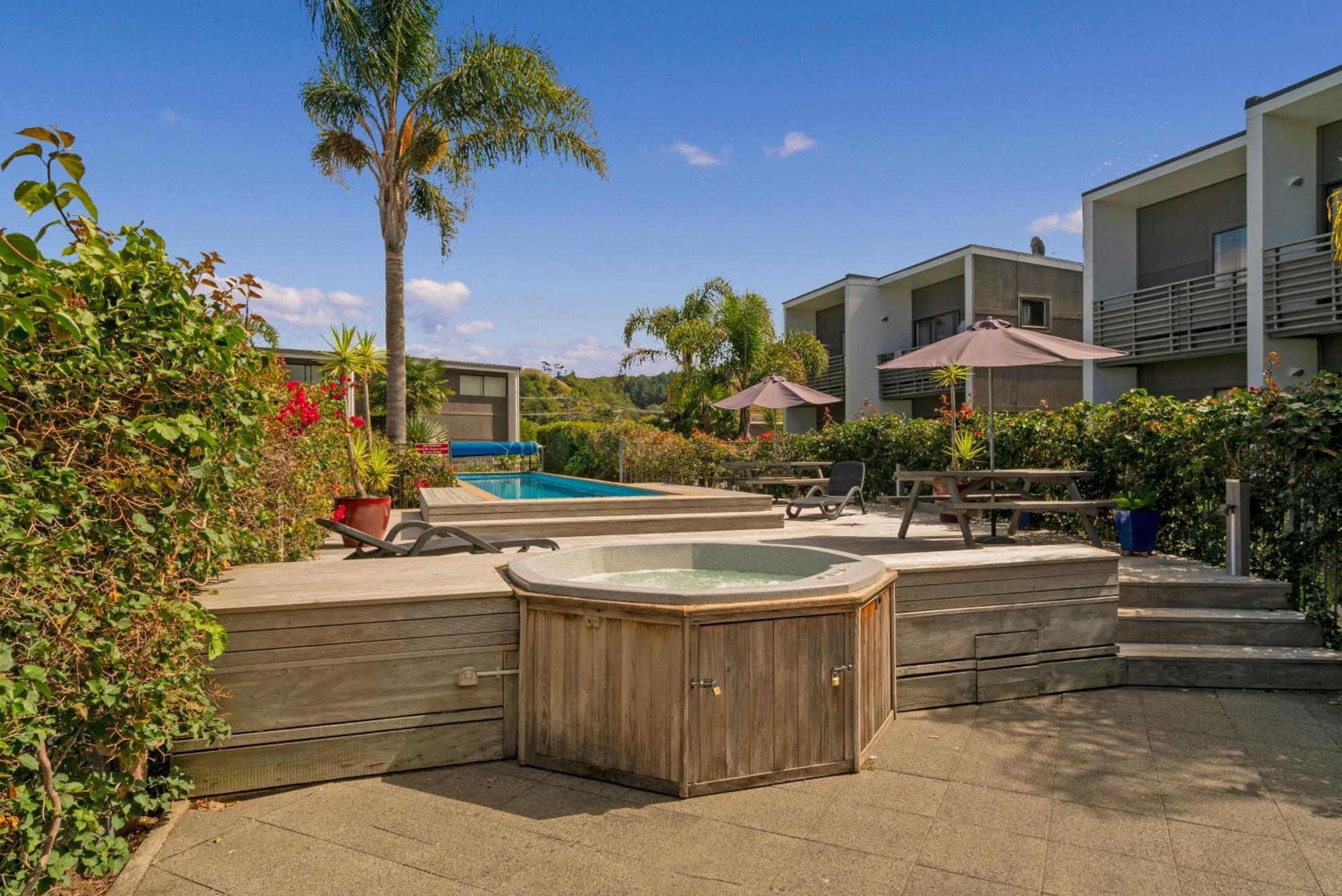 Whitigetaway Sanctuary Soleil Apartment Whitianga Bagian luar foto